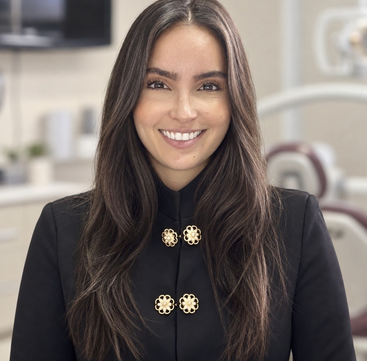 Dra. Gabriela Ayres